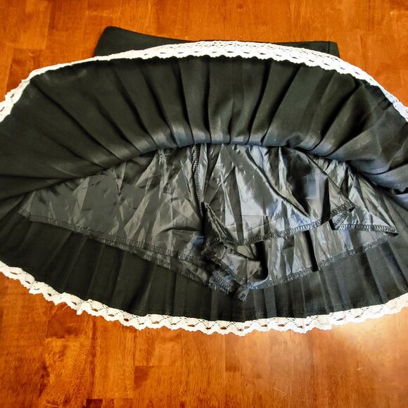 Free Style ~ Sz XL ~ Black Pleated Skirt ~ NWT - Picture 4 of 6